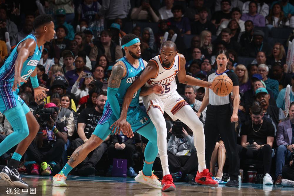 坐落于伦敦 坐落于伦敦